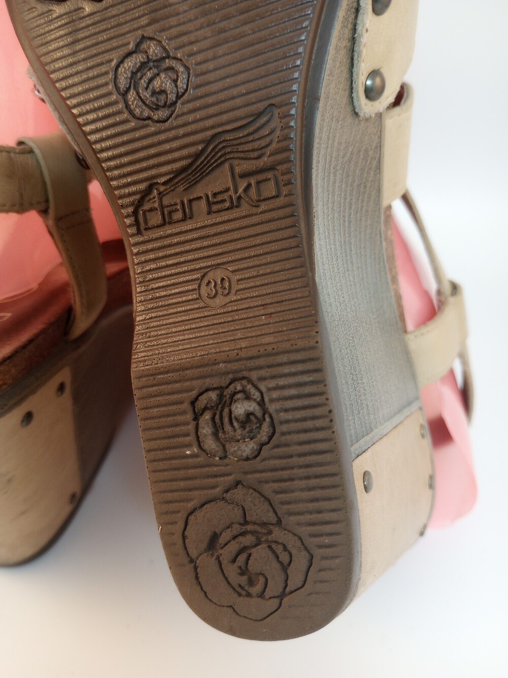 Dansko Women's Beige Leather Wedge Strappy Sandals Sz 39 US 8.5 - Picture 8 of 9